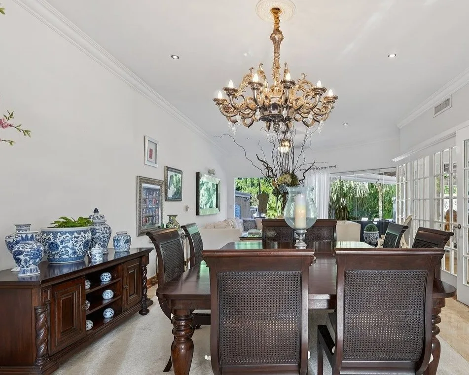 Villa Santiago • Timeless Sophistication on the Emerald Fairways photo 5