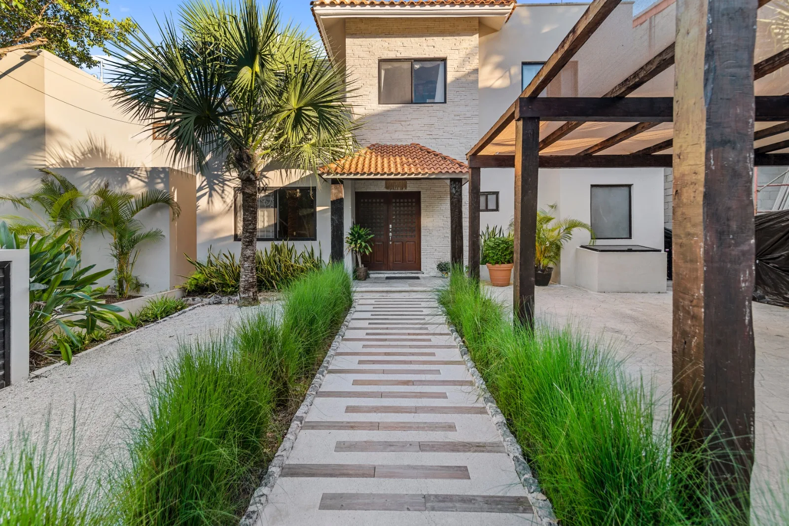 Casa Victoria – Outstanding 2-story house photo 1
