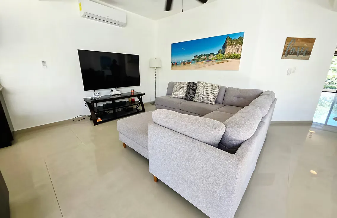 Spacious 2-Story Home for Sale in Puerto Aventuras photo 4