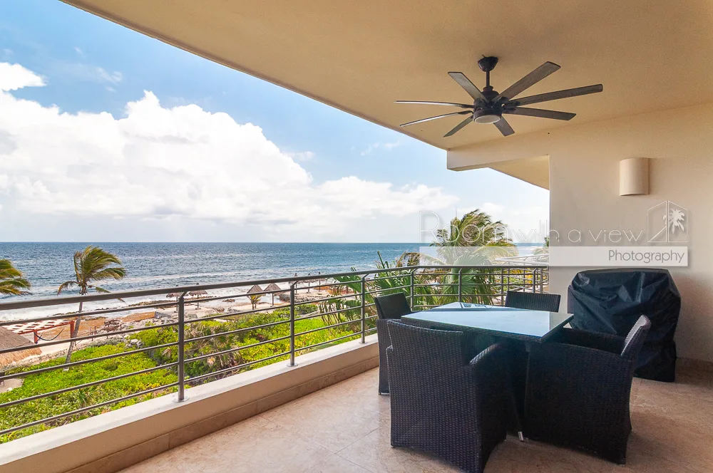 2 Bedroom Oceanfront Condo for Sale in Punta Roca, Puerto Aventuras, Riviera Maya photo 1