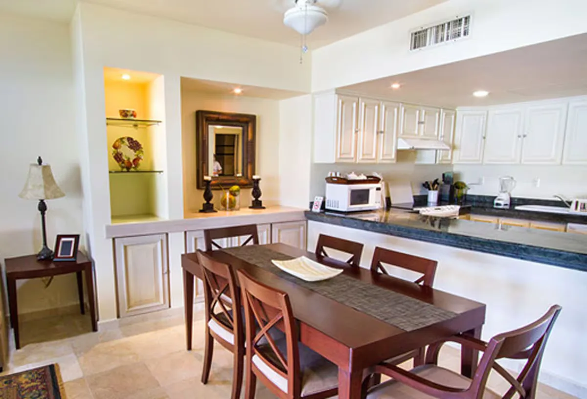 Portobello Condos - 3 Bed / 3 Bath - Ground Floor with Canal Views photo 3