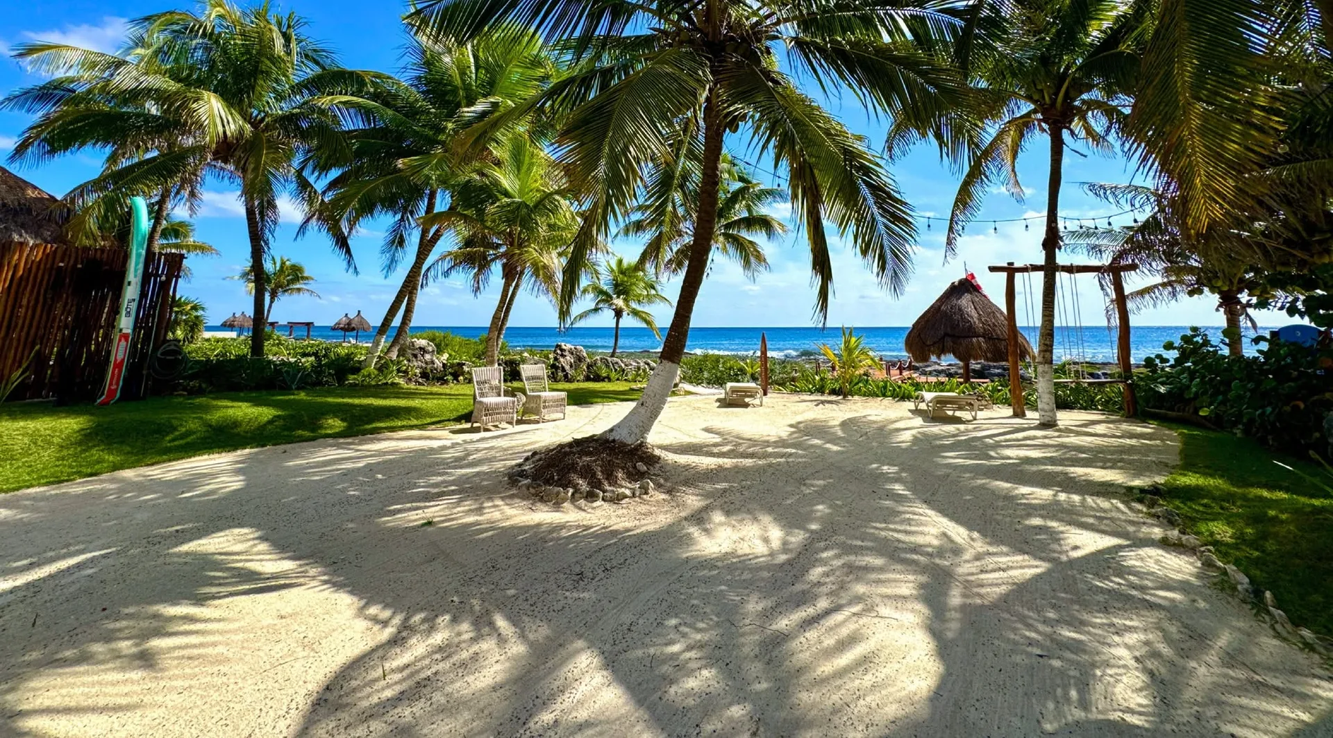 3BR Luxury Beachfront Villa | Designer Furnished photo 2